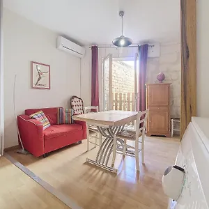 Appartement Studio Climatisé Corps Saints, Avignon